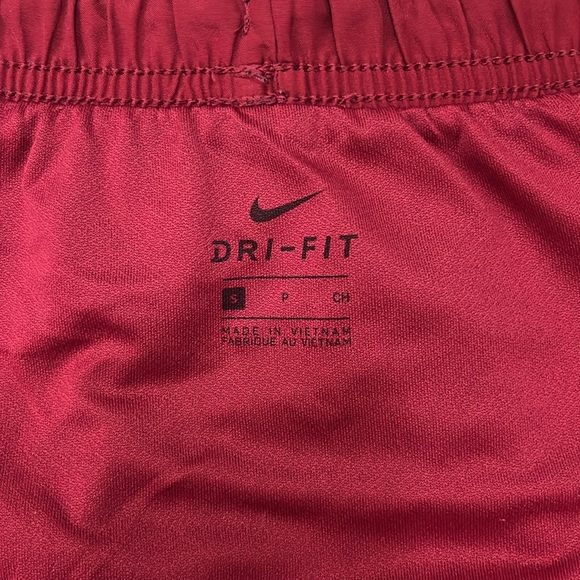 nike tempo running shorts, size s, maroon/red color - Picture 3 of 3
